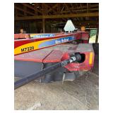 New Holland H7220 Discbine Mower-Conditioner