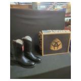Ariat Women