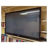 Samsung PN43E450A1FXZA Flat Screen Plasma Television with Remote