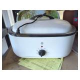 General Electric Roaster Oven with Manual and Wire Rack