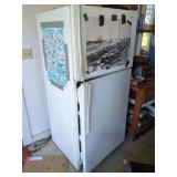 Whirlpool Model ET18NK Top-Freezer Refrigerator