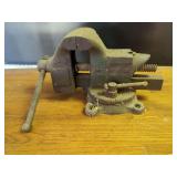 Erie Tool Works Superior No. 43 Bench Vise