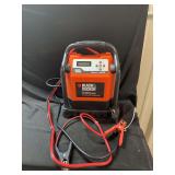 Black and Decker Fully Automatic Smart Battery Charger Model BC40EWB