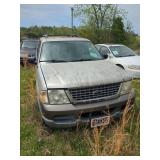 2005 Ford Explorer - Has Title