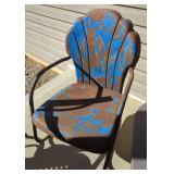 Metal Shell-Back Lawn Chair