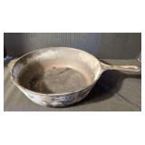 Cast Iron Skillet with Heat Ring and Pour Spouts
