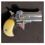 Davis Industries Model D-22 .22 L.R. Derringer