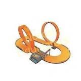 *HOT WHEELS 1:43 SLOT CAR TRACK SET 
*Preowned