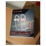 BALCKWEB WIRELESS SPORT EARBUDS
APPEAR NEW IN