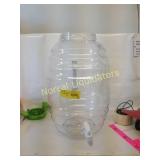 **5 Gallon drink dispenser **missing the lid