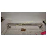 22" towel bar, chrome. Appears new