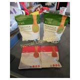 2 bags of Kiva moringa leaf powder(16oz) and 2