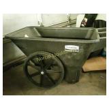 RUBBERMAID BIG WHEEL YARD CART. 7.5 cu ft. BROKEN