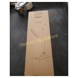 Aukey 9W foldable LED Desk lamp.new