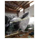 5 piece King comforter set.