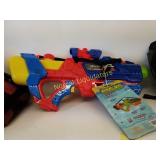 CSGX5 Water gun shoots up to 30 ft. Pump action