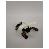 13 Fishing Origin LTE Baitcasting Reel. Like new