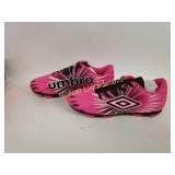 Umbro Arturo 3.0 Youth soccer cleats size 1. New