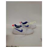 Mens Nike shoes size 10. Preowned medium use