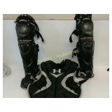 UNDER ARMOUR CHATCHER GEAR. PREOWNED BUT IN GOOD