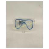 Adult size goggles preowned good condition.