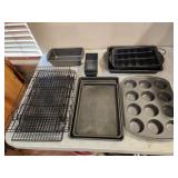 Assorted kitchen bake wear