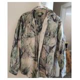 Cabelas xl shirt and 38reg pant camo set