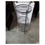 32in tall metal plant stand