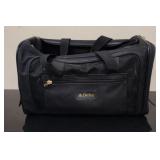 Delta small animal carrier