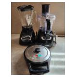 Assorted kitchen appliances