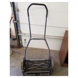 Yardworks reel lawnmower