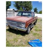 1987 R&V GMC pickup 4whl drive 350 engine 165,638