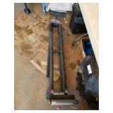 Craftsman Material roller