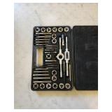 Tap and die set