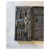 Tap and die set