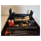 Gun cleaning box with gun rest