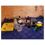 Assorted vintage items