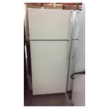 White GE Refrigerator T2B