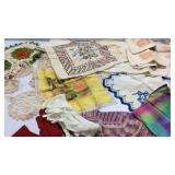 Vintage Linens and Crochet Pieces K7F