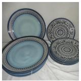 Better Homes & Garden Medallion Teal Plates U10C
