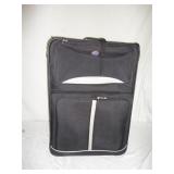 American Tourister Suitcase U10B