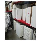 11 Piece White Merillat Kitchen Cabinets Y4B
