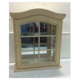 Wall Mountable Display Case T8A