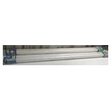 Four Fluorescent Light Bulbs Z8C