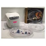 Bread Maker & Platters M7G