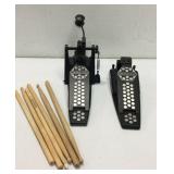Drum Pedals & Sticks K7C