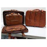2 Set of Luggage on Wheels T8B