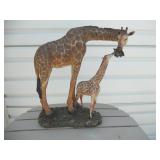 Mother and Baby Giraffes  - Resin Figurine U7A