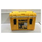New! DeWalt Cooler U11B