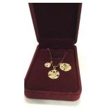 14K YGNecklace w/3 Gold Sand Dollars KJC